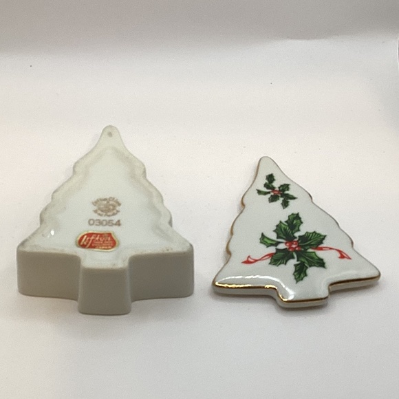 Lefton Christmas Holly Trinket Box Gold Edged 3.25in - Picture 3 of 5